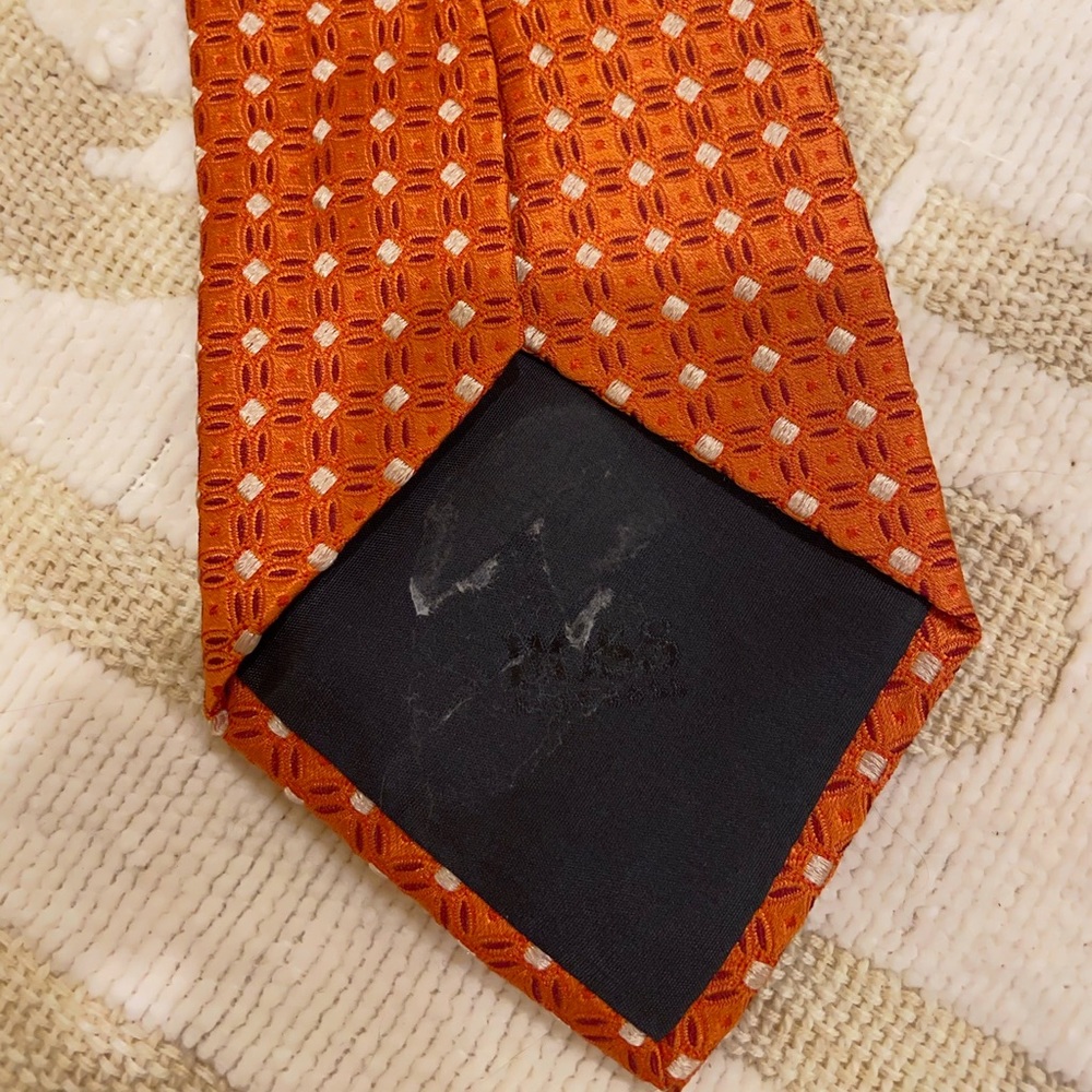 Hugo Boss and Geoffrey Beene ties - Picture 4 of 4